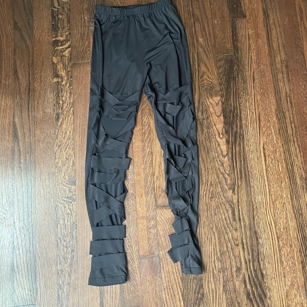 Black leggings